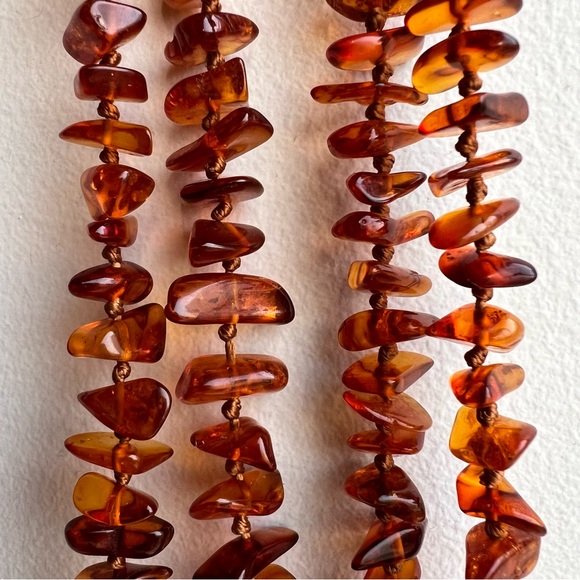 39” LONG Vintace Baltic Amber Necklace - Picture 4 of 5